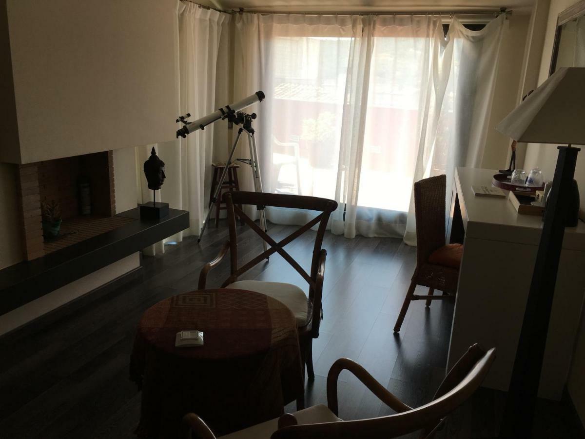 Hotel Calabria La Garriga Εξωτερικό φωτογραφία