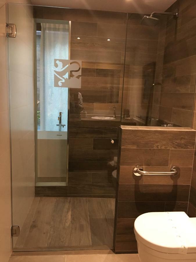 Hotel Calabria La Garriga Εξωτερικό φωτογραφία